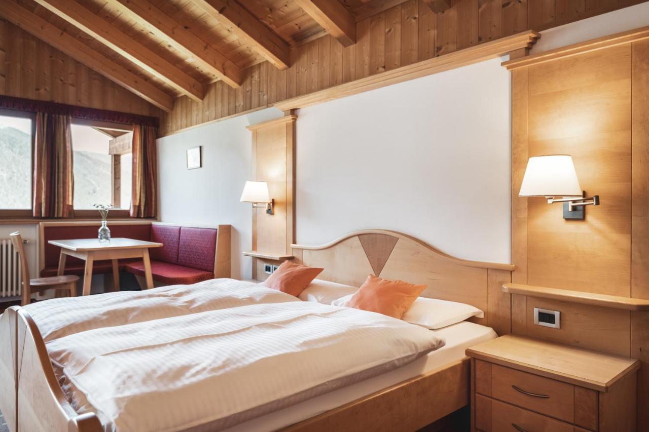 Berghotel Majarei Сан-Віджиліо-ді-Мареббе Екстер'єр фото